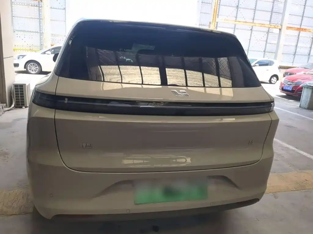 Li Auto L6 2025 Pro