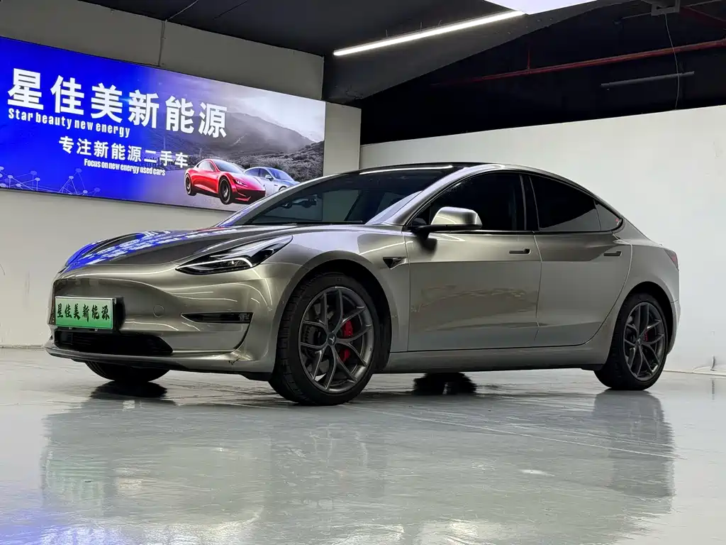 Tesla Model 3 2023
