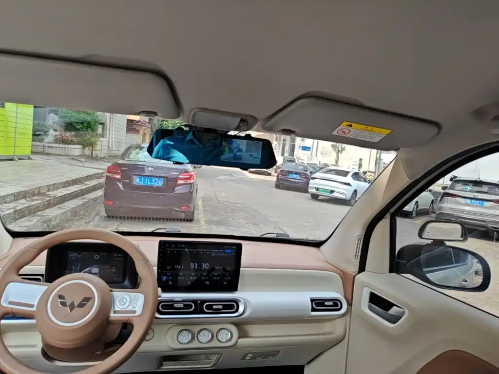 Wuling MINIEV — миниатюра 18