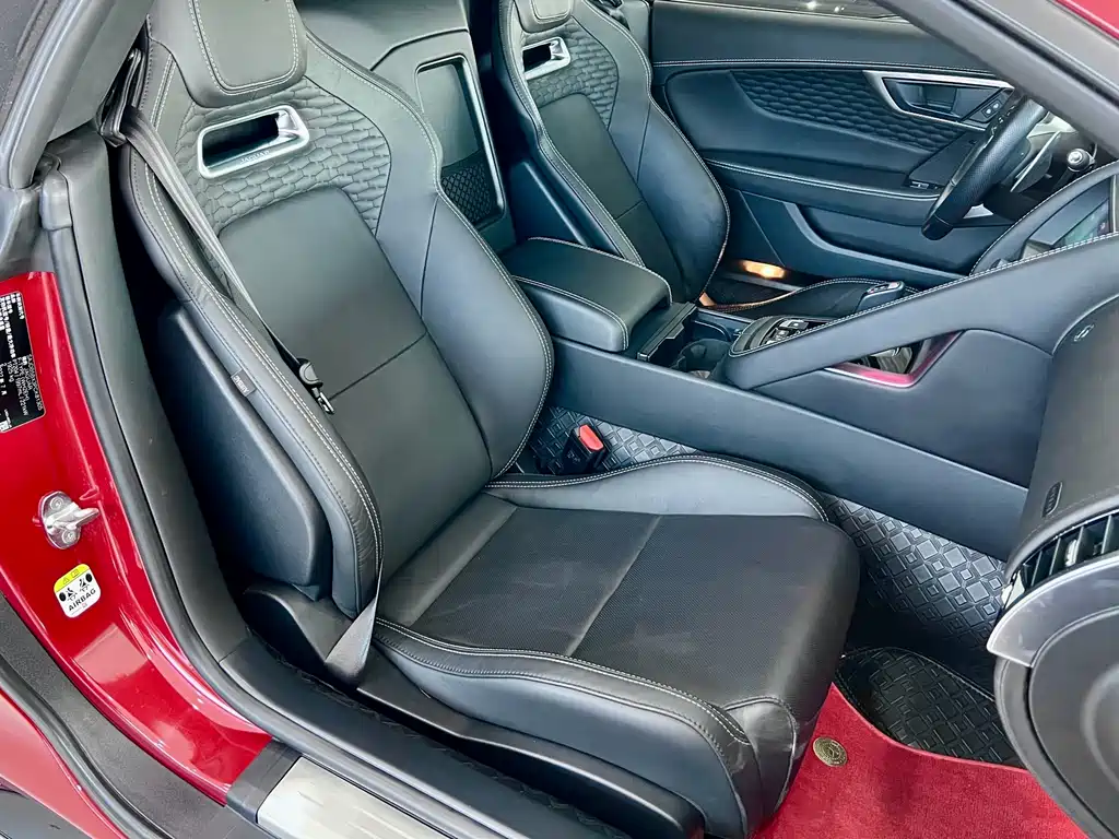 Jaguar F-TYPE — миниатюра 7