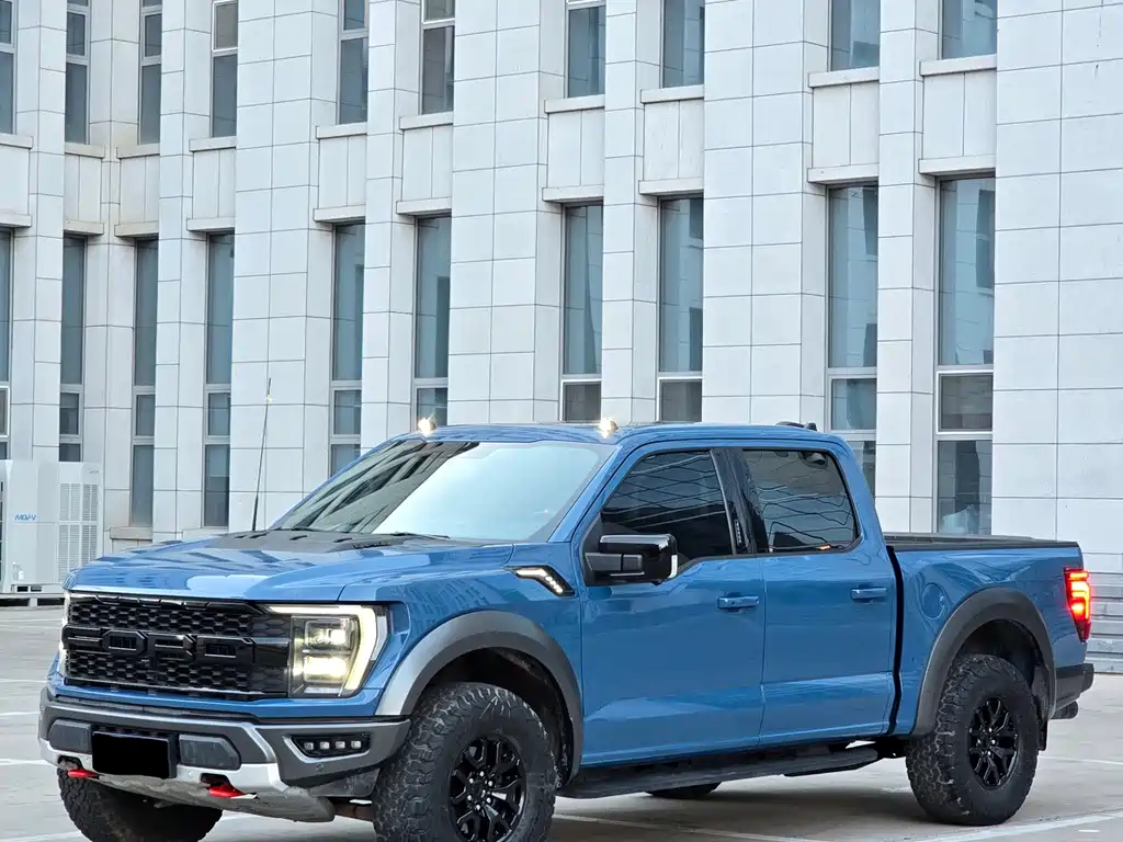 Ford F-150 Raptor 2023