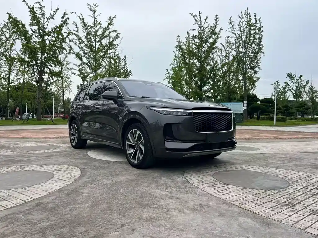 Li Auto Li ONE — миниатюра 2