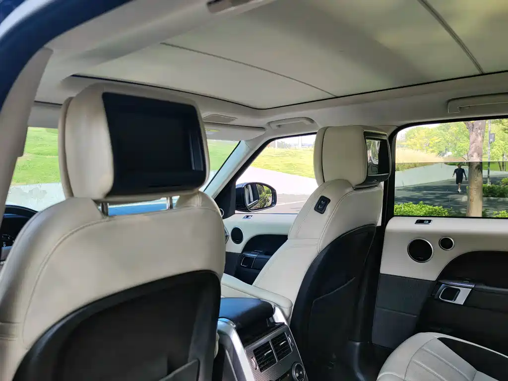 Land Rover Sport — миниатюра 8