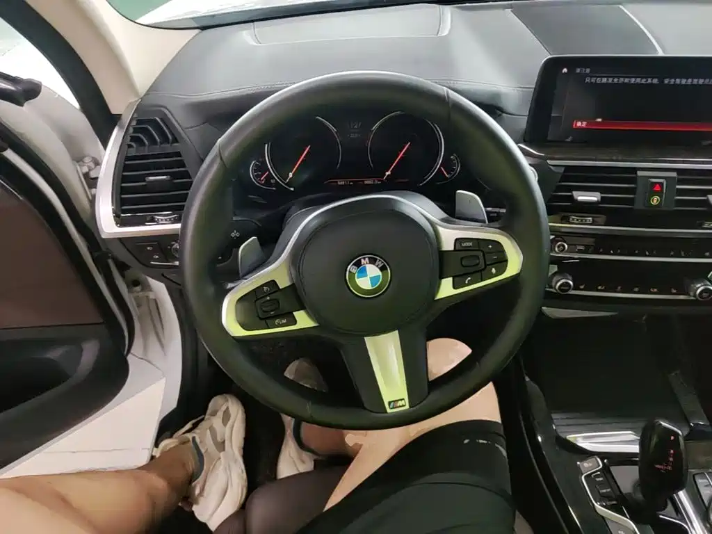 BMW X3 — миниатюра 11