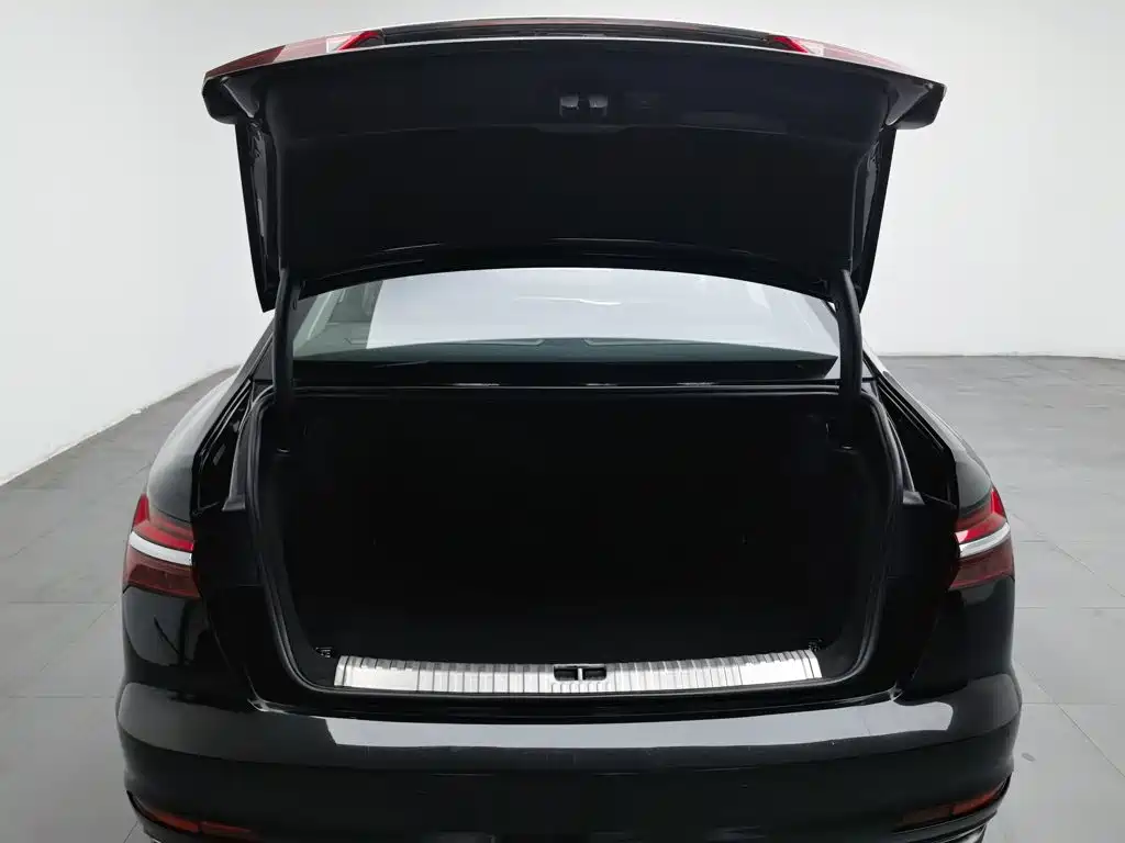 Audi A6L — миниатюра 16