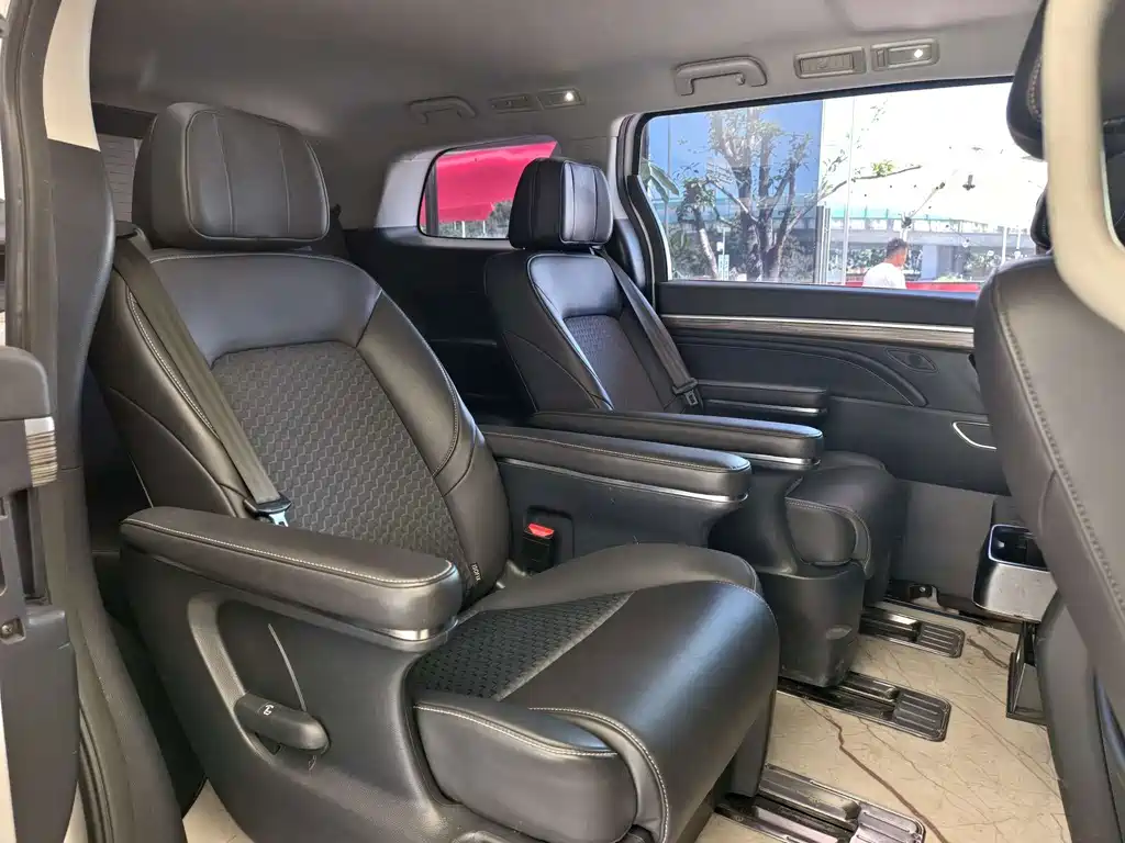 GAC Motor Trumpchi M8 — миниатюра 18