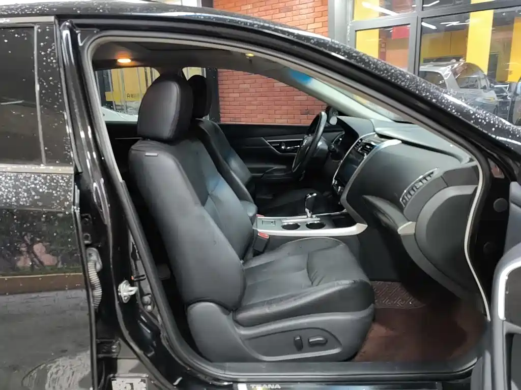 Nissan Teana — миниатюра 10