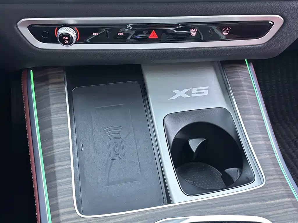 BMW X5 — миниатюра 15