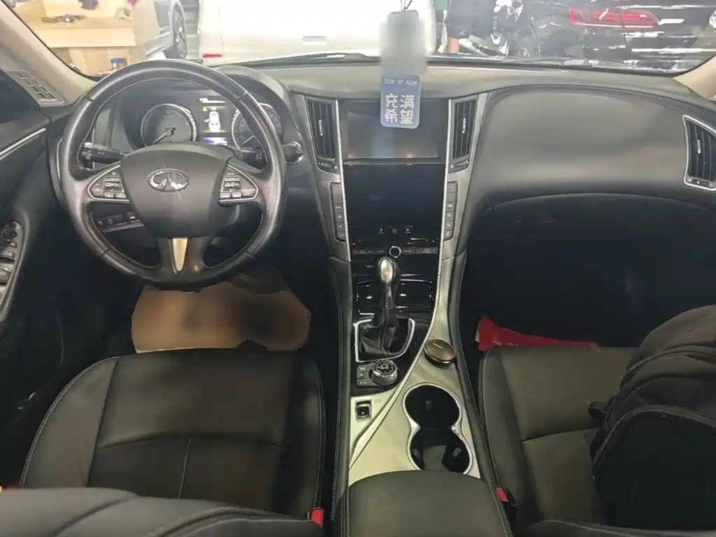 Infiniti Q50L — миниатюра 10