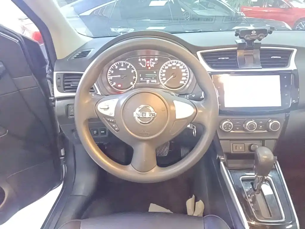 Nissan Sylphy — миниатюра 11
