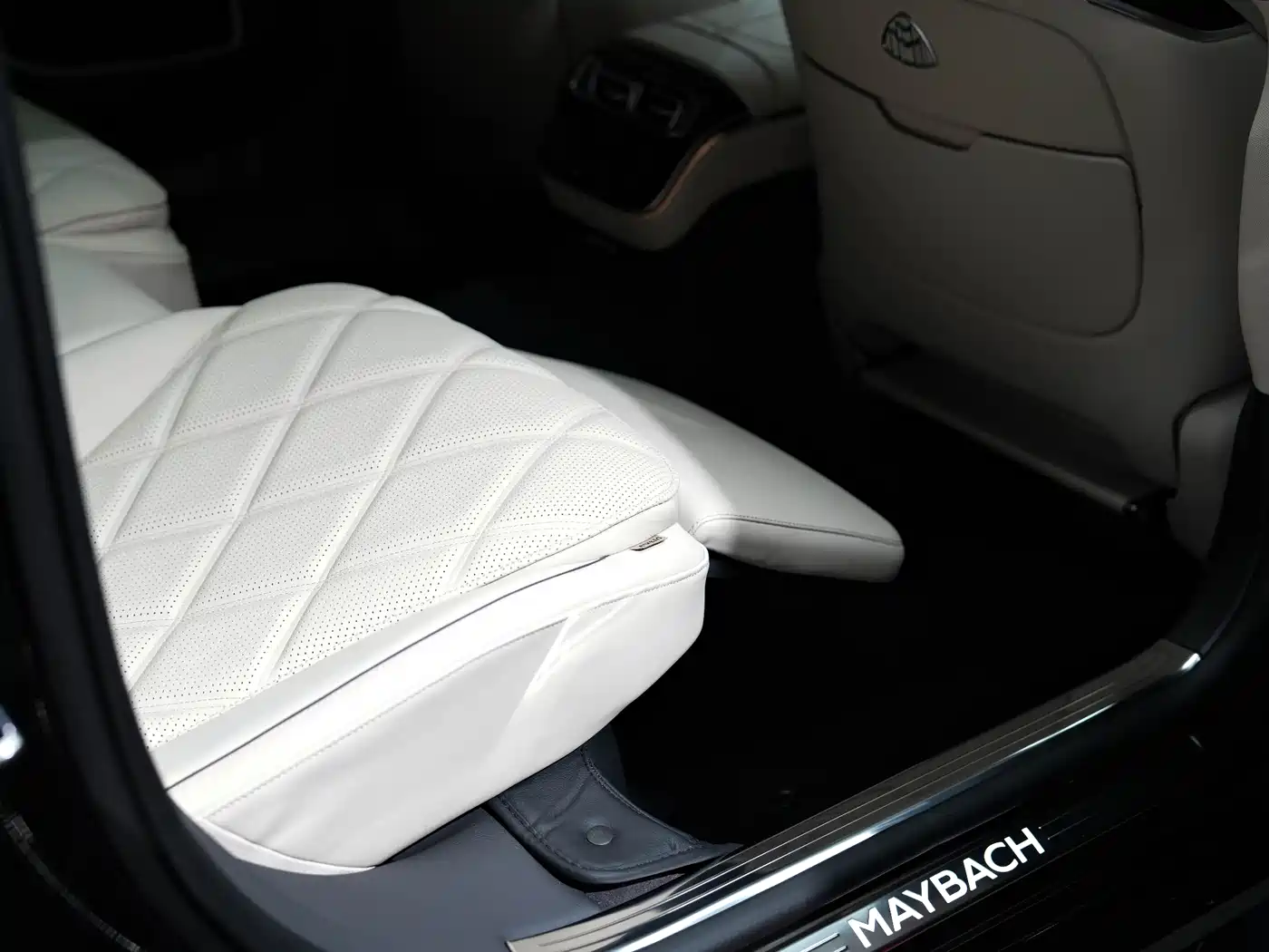 Mercedes-Benz Maybach S-Class id 4606878 из Китая 15
