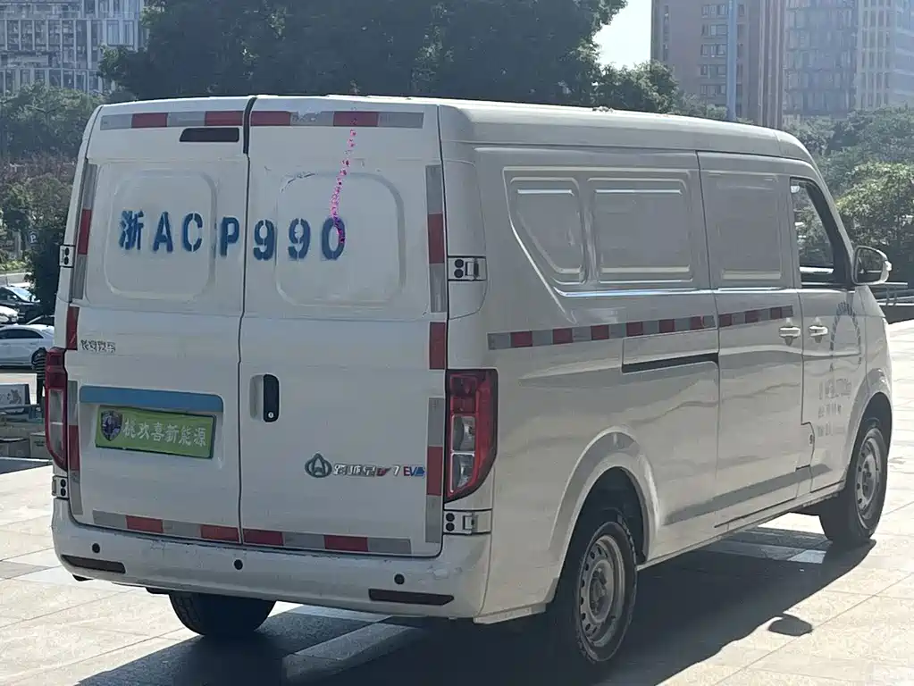 Kuayue Kuayue Star V7 EV — миниатюра 7