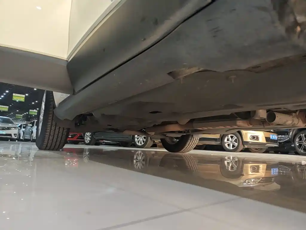 Jeep Cherokee — миниатюра 21