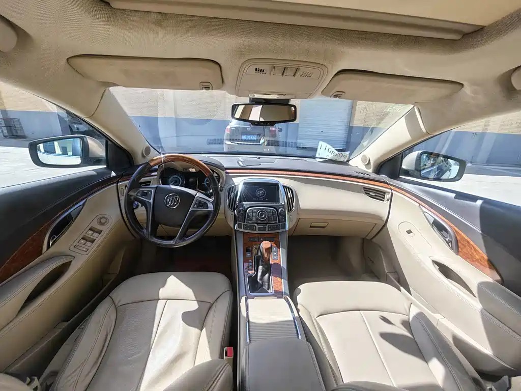 Buick LaCrosse — миниатюра 11