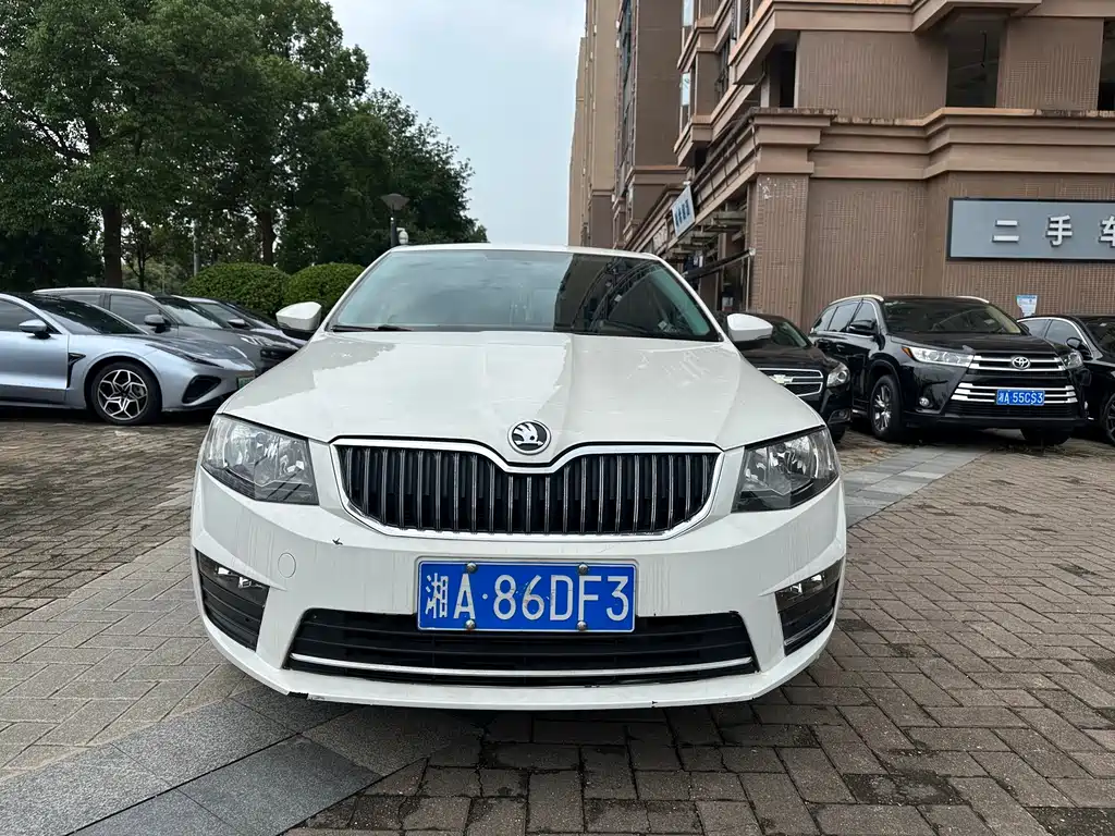 Skoda Octavia — миниатюра 2