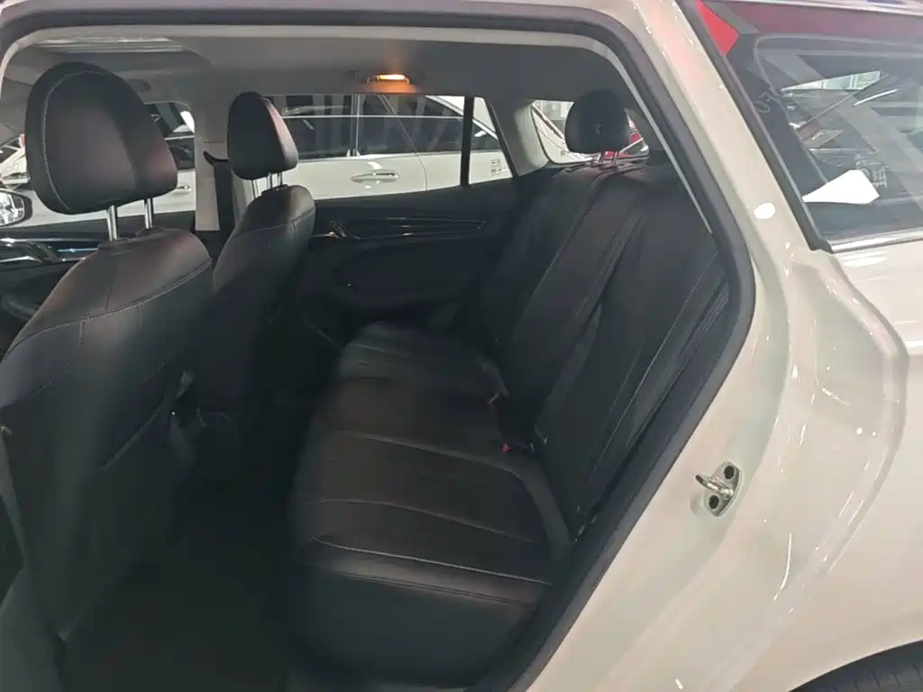 Roewe Ei5 — миниатюра 17