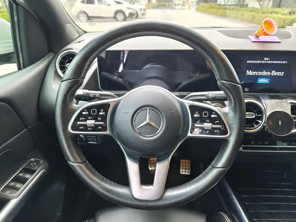 Mercedes-Benz B-Class — миниатюра 17