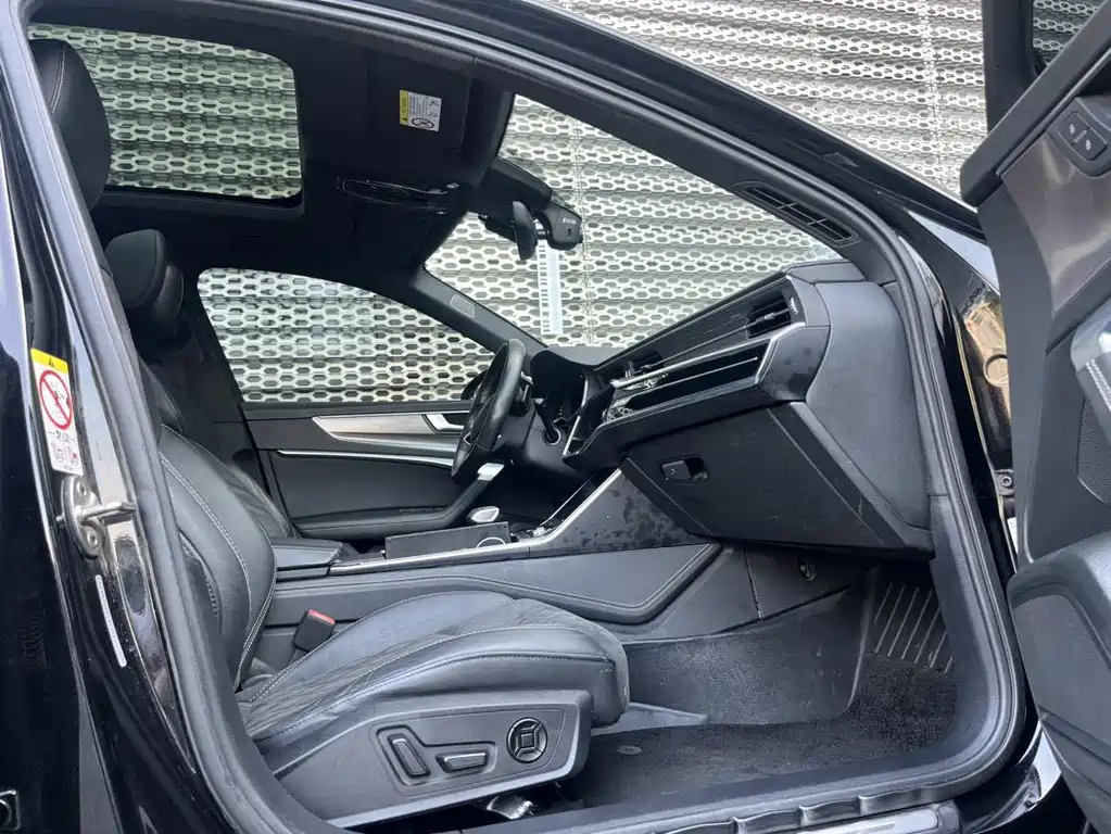 Audi A6L — миниатюра 8
