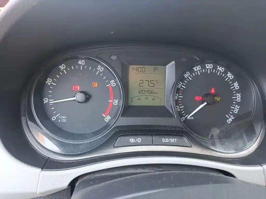 Skoda Fabia — миниатюра 12