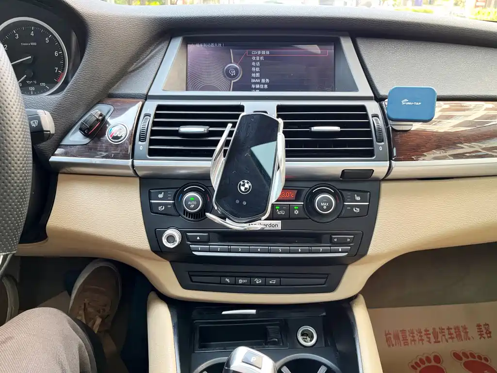 BMW X6 — миниатюра 13