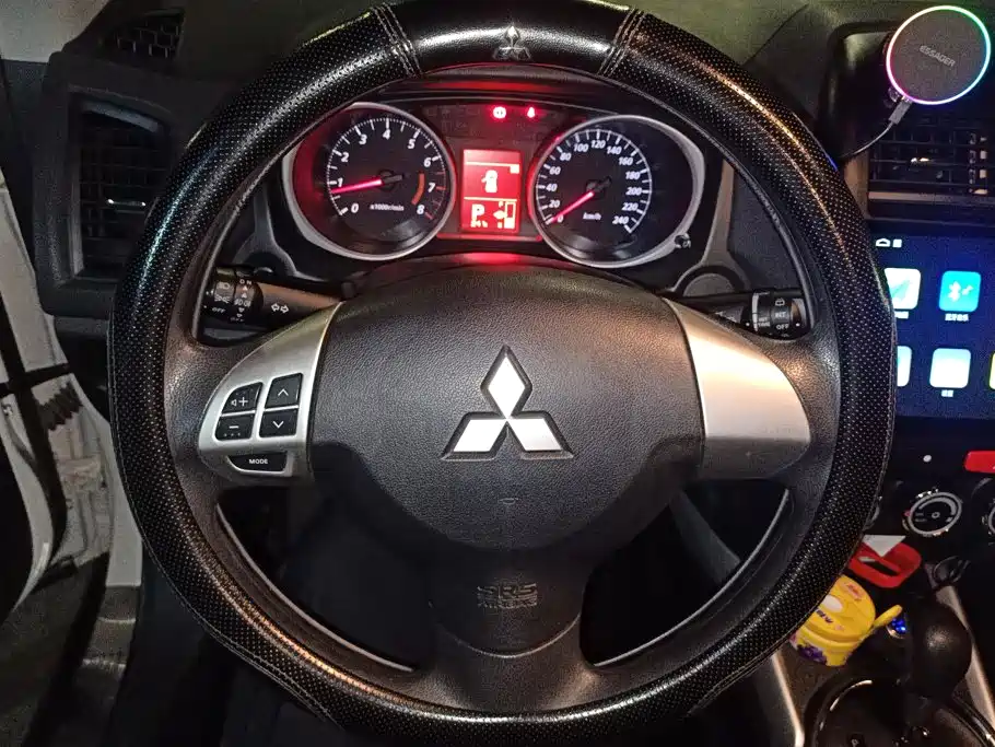 Mitsubishi ASX — миниатюра 15