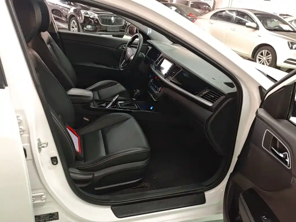 Hyundai Mistra — миниатюра 25