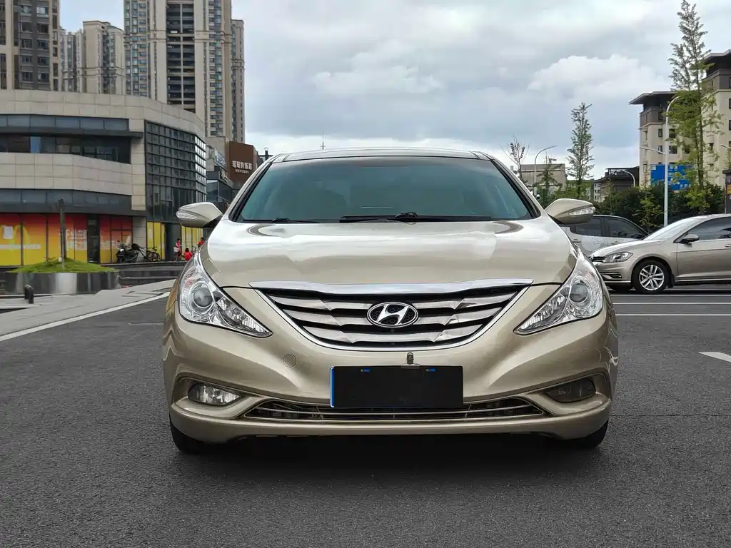 Hyundai Sonata — миниатюра 2