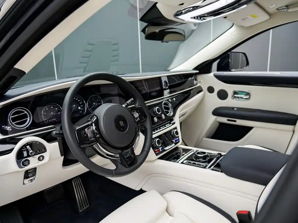 Rolls-Royce Ghost — миниатюра 8