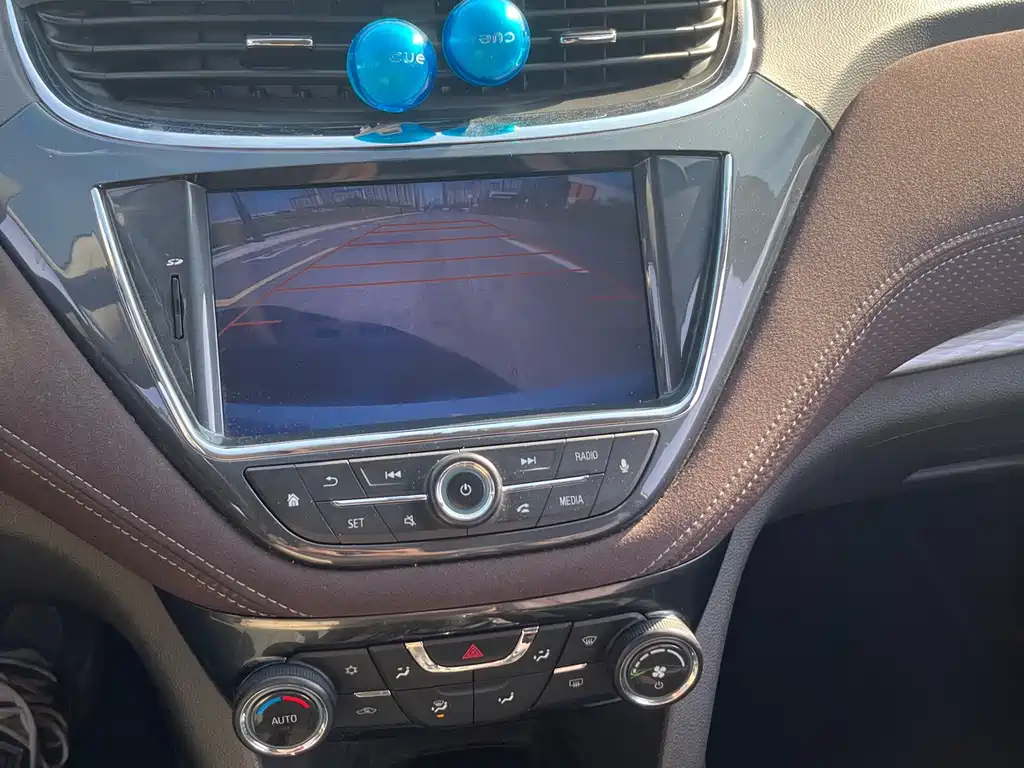 Chevrolet Malibu — миниатюра 15