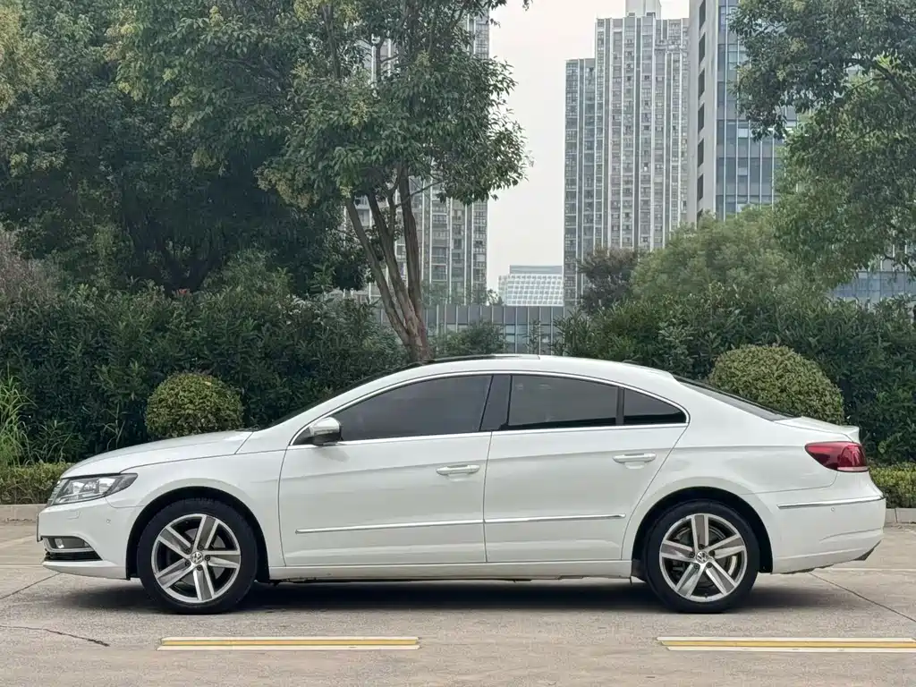Volkswagen CC — миниатюра 3