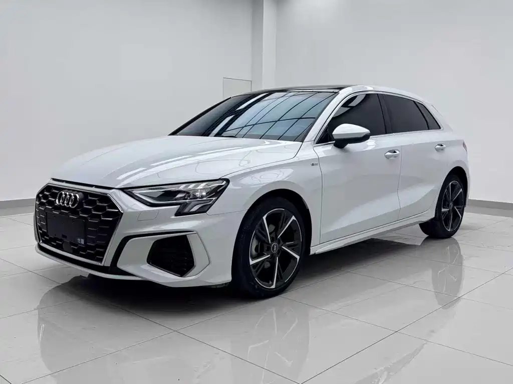 Купить Audi A3