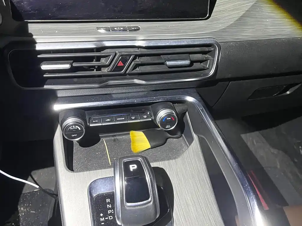 GEELY AUTOMOBILE BINYUE