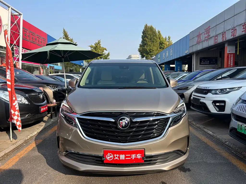 Buick GL8 — миниатюра 2