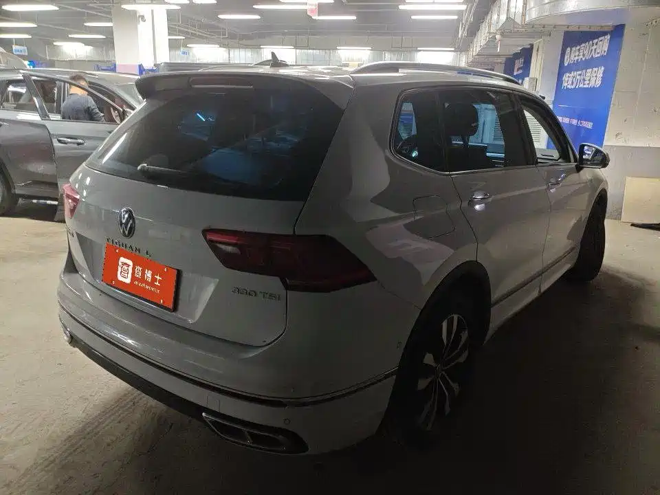 Volkswagen Tiguan L — миниатюра 9