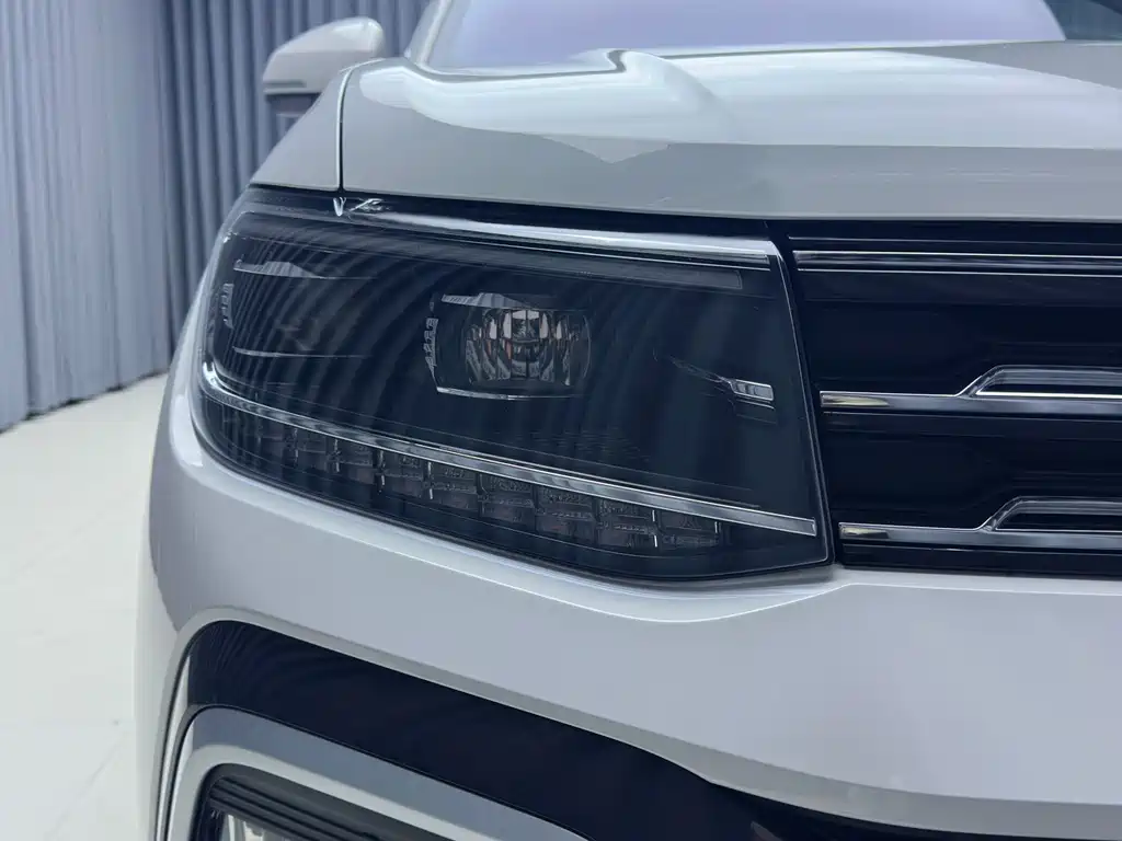 Volkswagen T-Cross — миниатюра 7