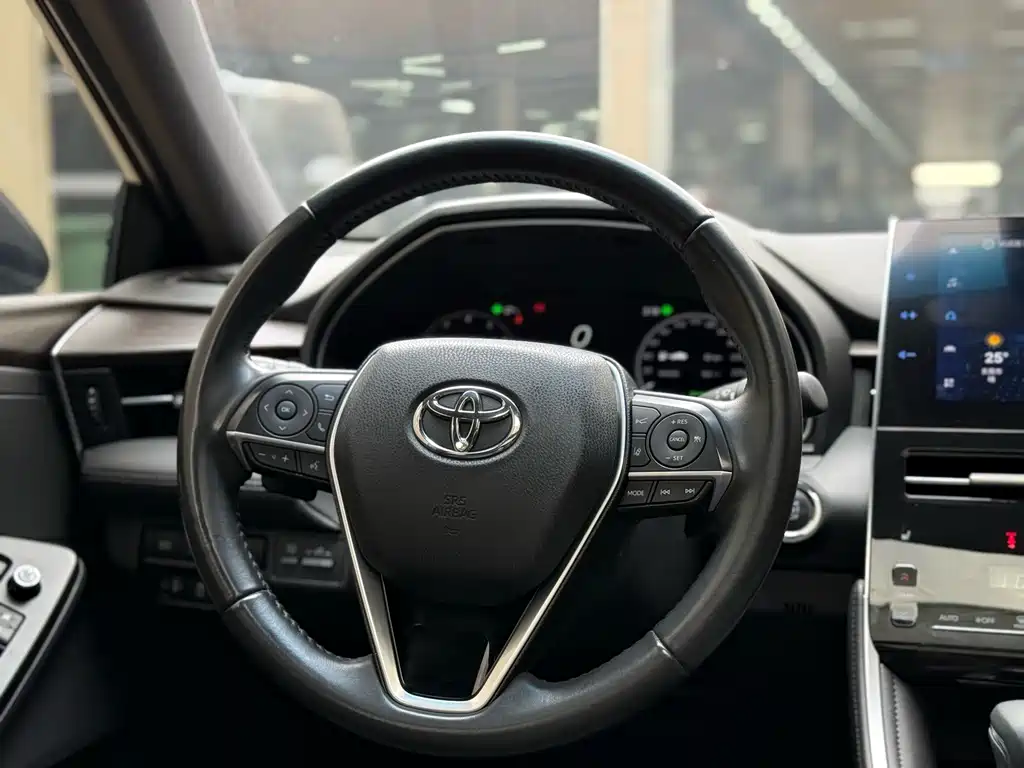 Toyota Avalon — миниатюра 13