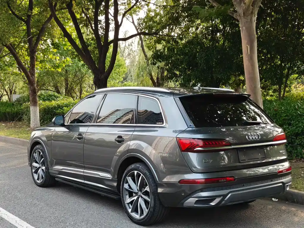 Audi Q7 2020 55 TFSI quattro S line Sport