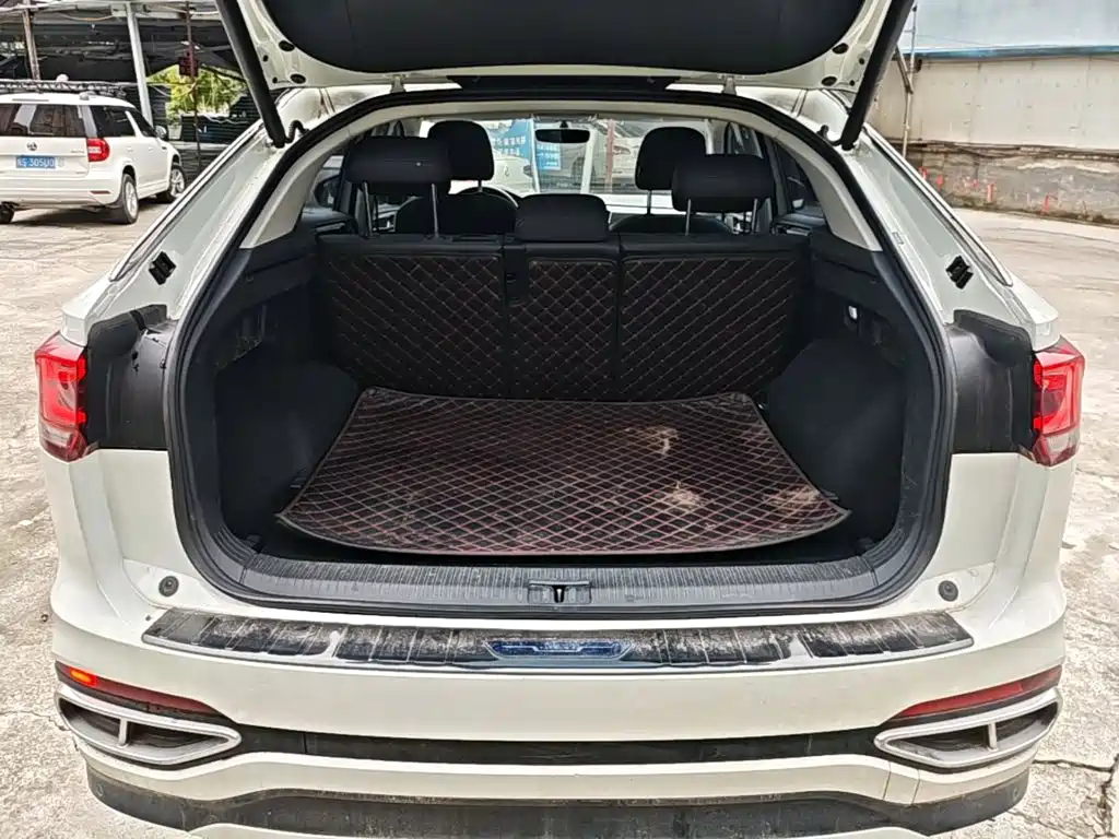 Volkswagen X — миниатюра 19