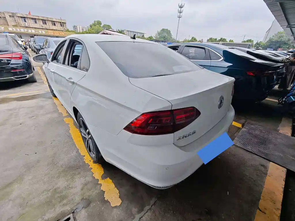 Volkswagen Lamando — миниатюра 9