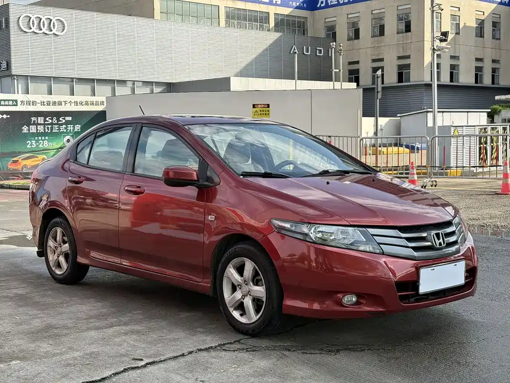 Honda City Classic — миниатюра 3
