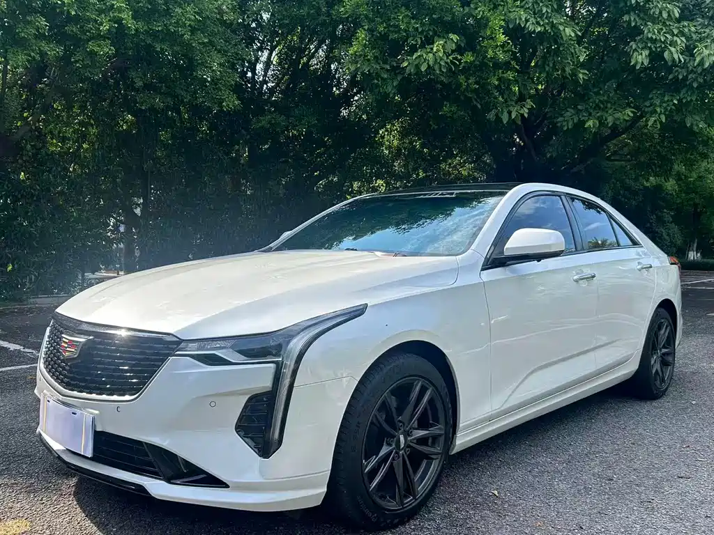 Cadillac CT4