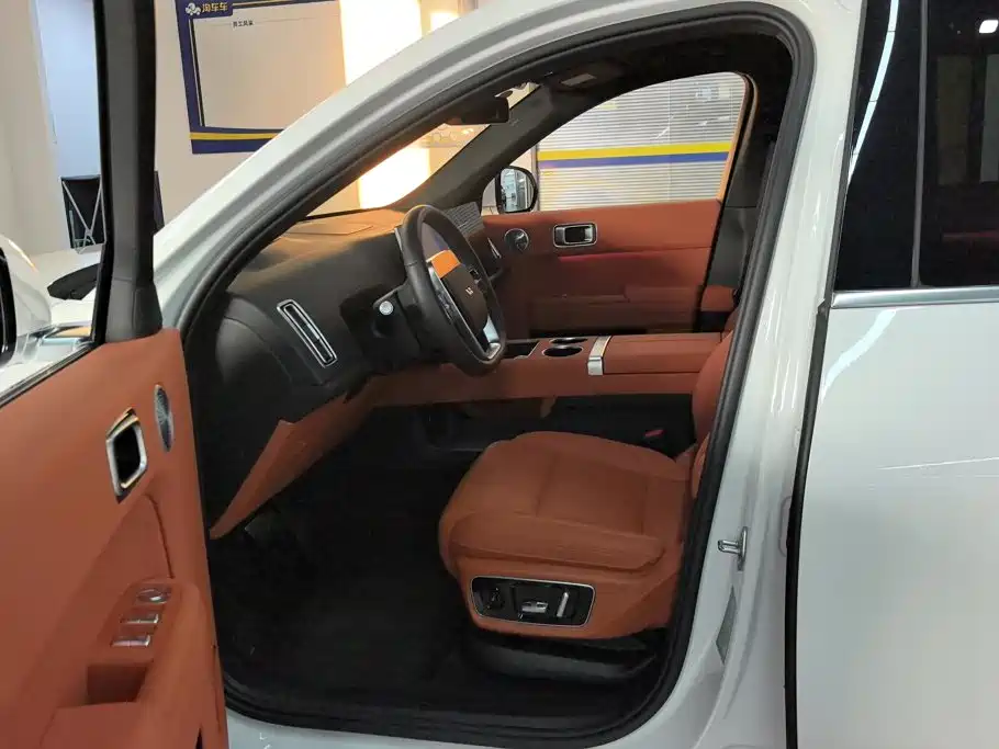 Li Auto Li L7 — миниатюра 9