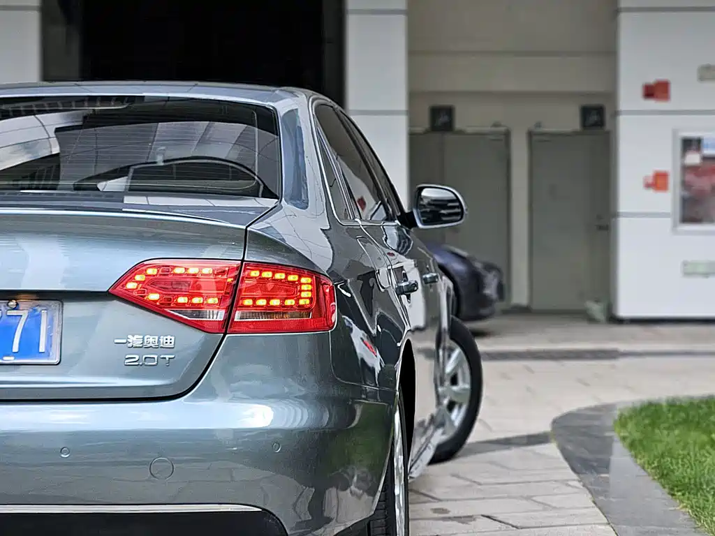 Audi A4L — миниатюра 10