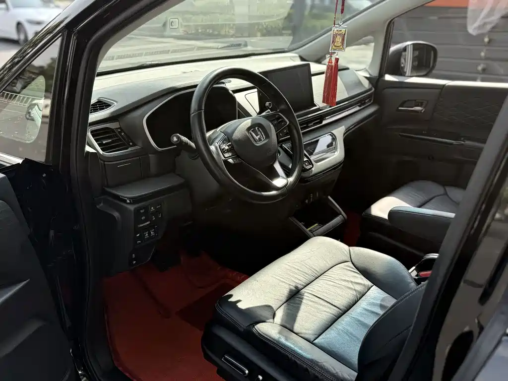 Honda Elysion — миниатюра 8