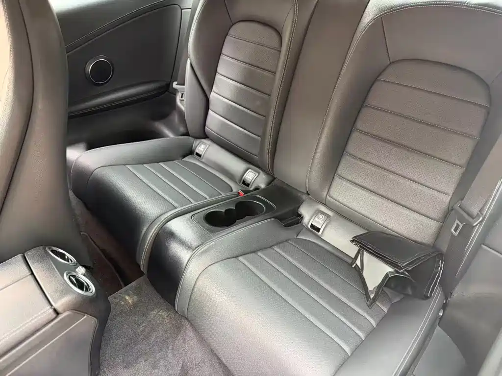 Mercedes-Benz C-Class (Import) — миниатюра 9