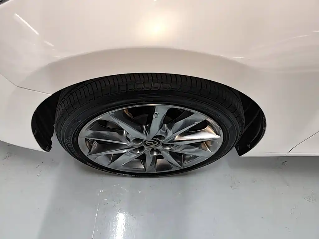 Mazda 3 Axela — миниатюра 23