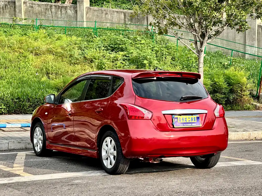 Nissan Tiida 1.6L CVT Luxury Type, фото 6
