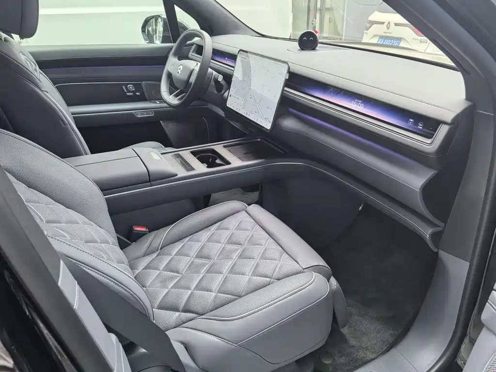 NIO ES8 2026 мест Executive Luxury