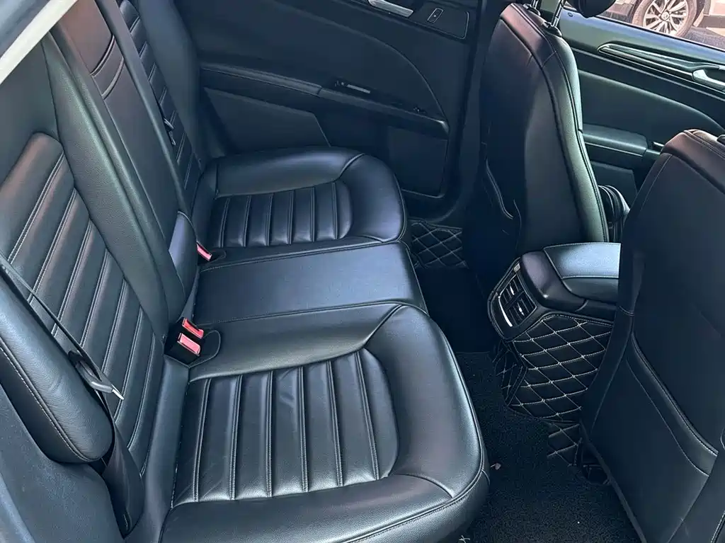 Ford Mondeo — миниатюра 3