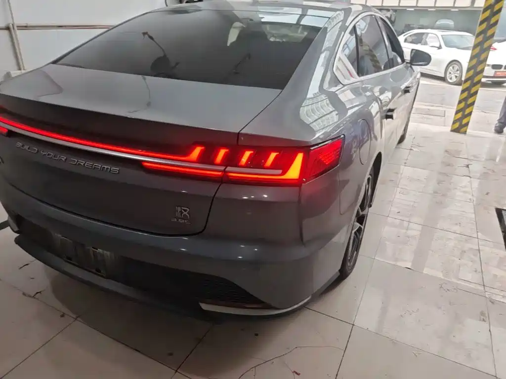BYD Han — миниатюра 8